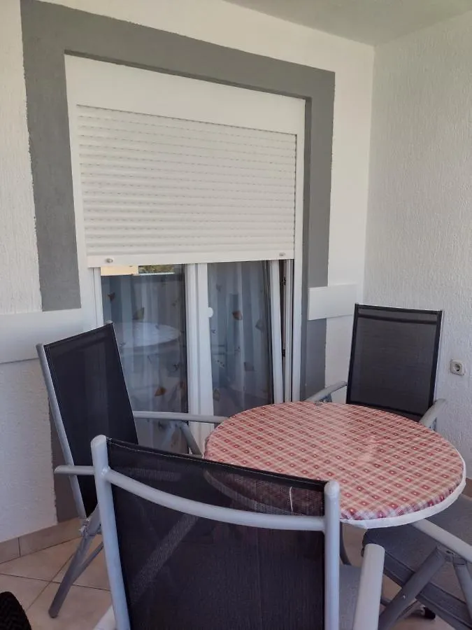 Apartment Marsa Medulin