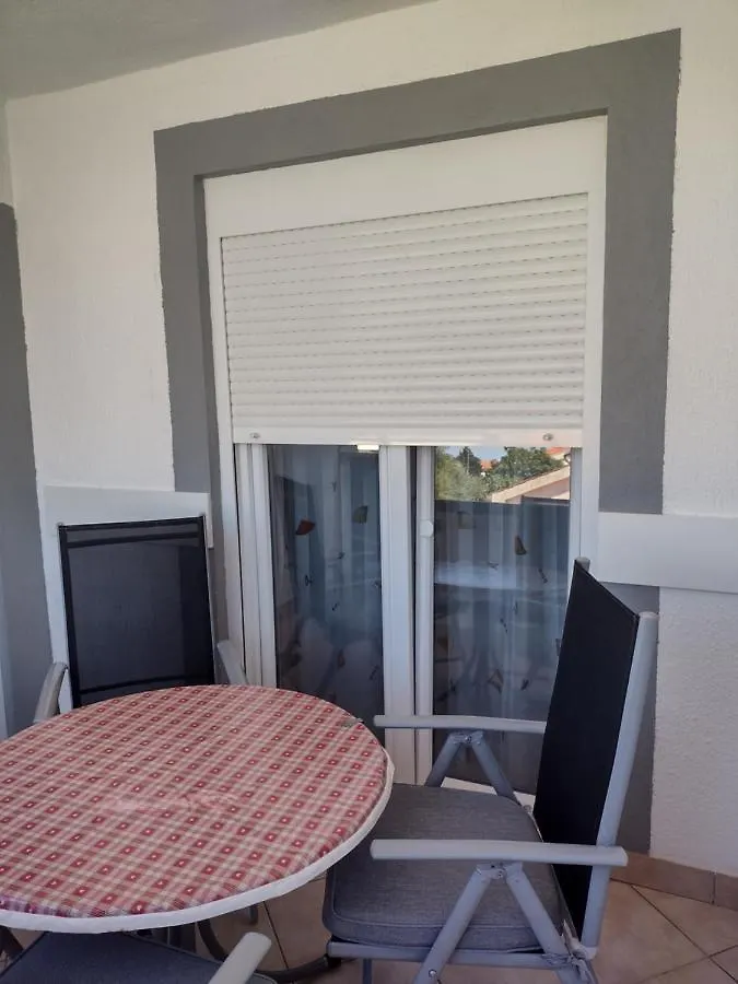 Apartment Marsa Medulin