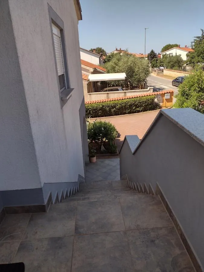 Apartment Marsa Medulin 0*,